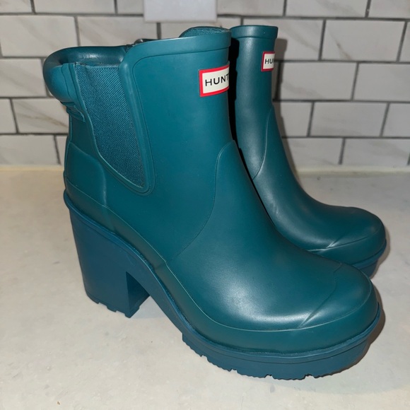Hunter Shoes - RARE Hunter Block Heel Chelsea Rain Boots